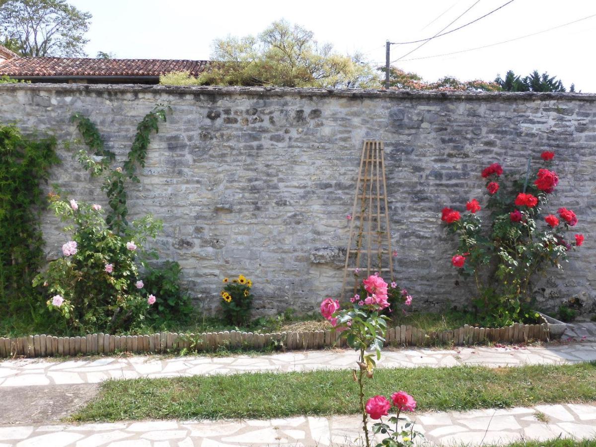 Bed and Breakfast La Cabirotte Nanclars Exterior foto